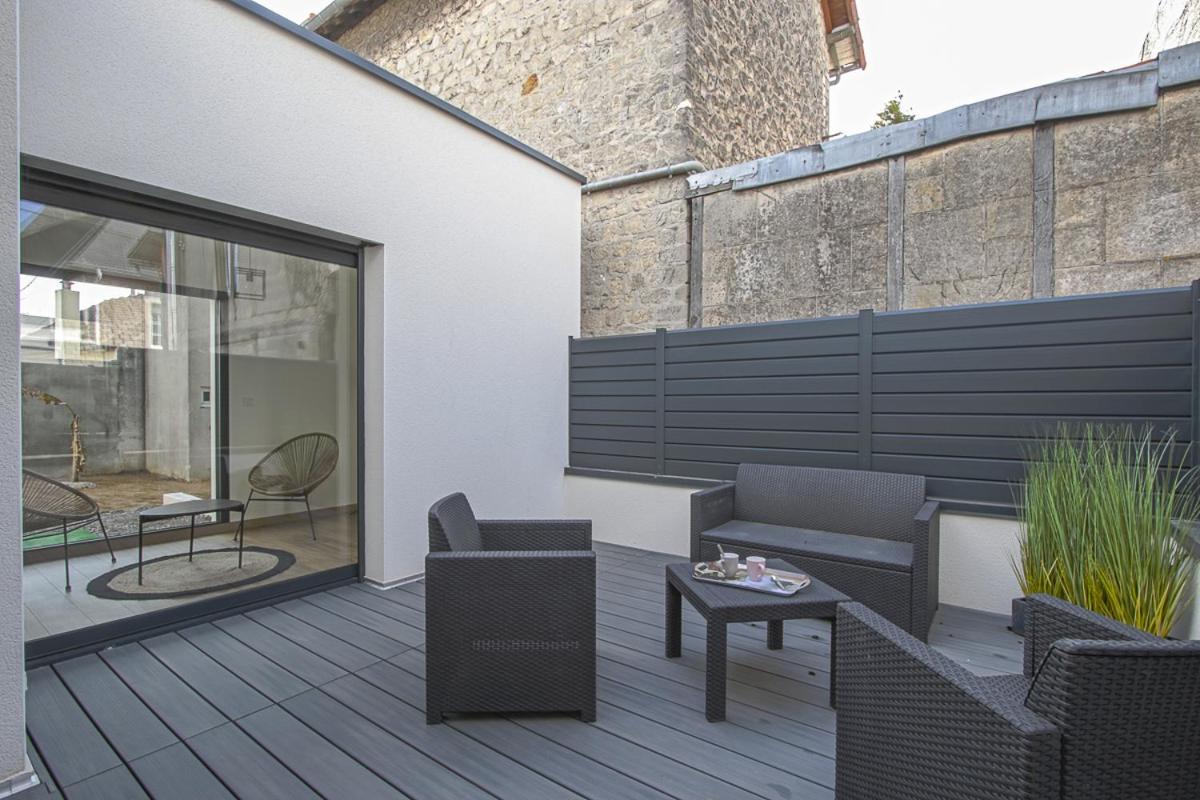 Quijote, Maison Moderne Avec Terrasse A ก็อง ภายนอก รูปภาพ