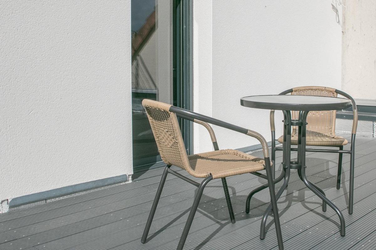 Quijote, Maison Moderne Avec Terrasse A ก็อง ภายนอก รูปภาพ