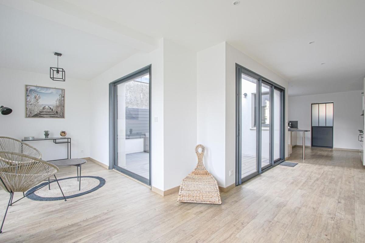 Quijote, Maison Moderne Avec Terrasse A ก็อง ภายนอก รูปภาพ